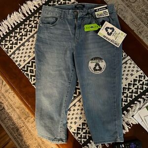 D Jeans Capri Size 8